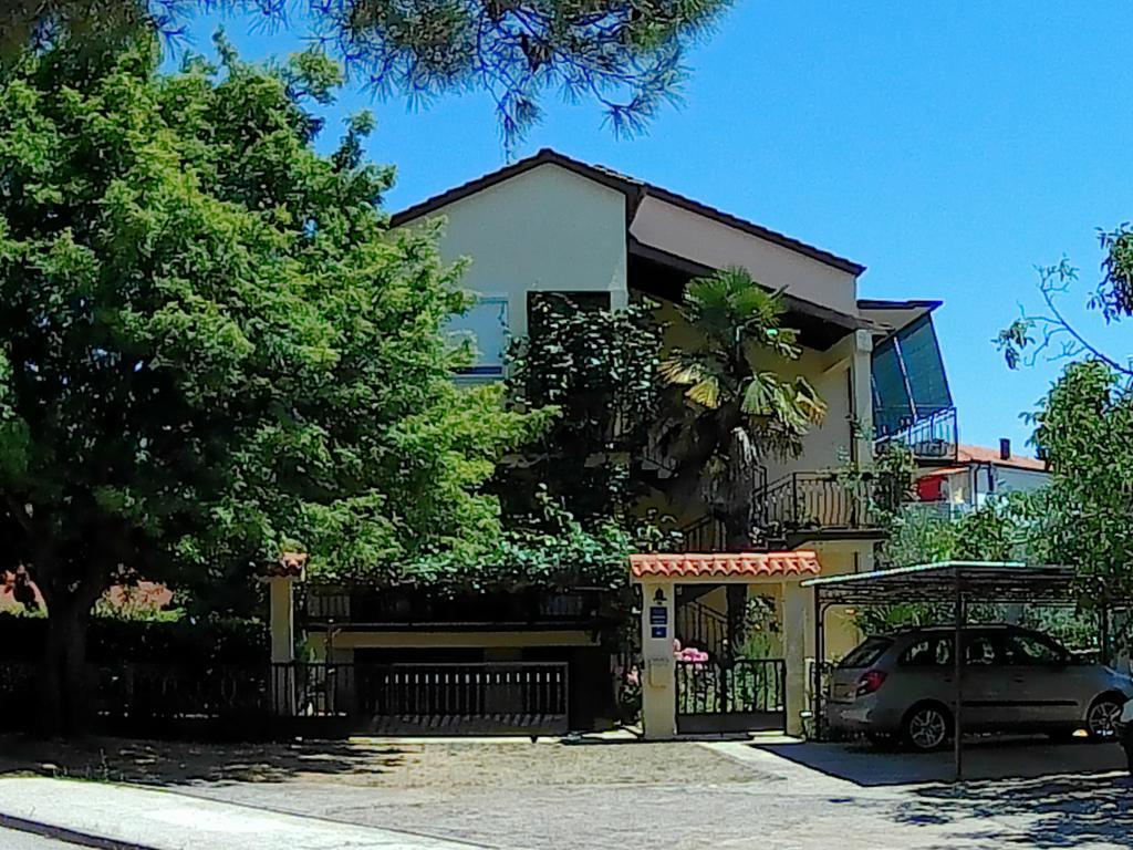 أوماغ Lea Apartment المظهر الخارجي الصورة
